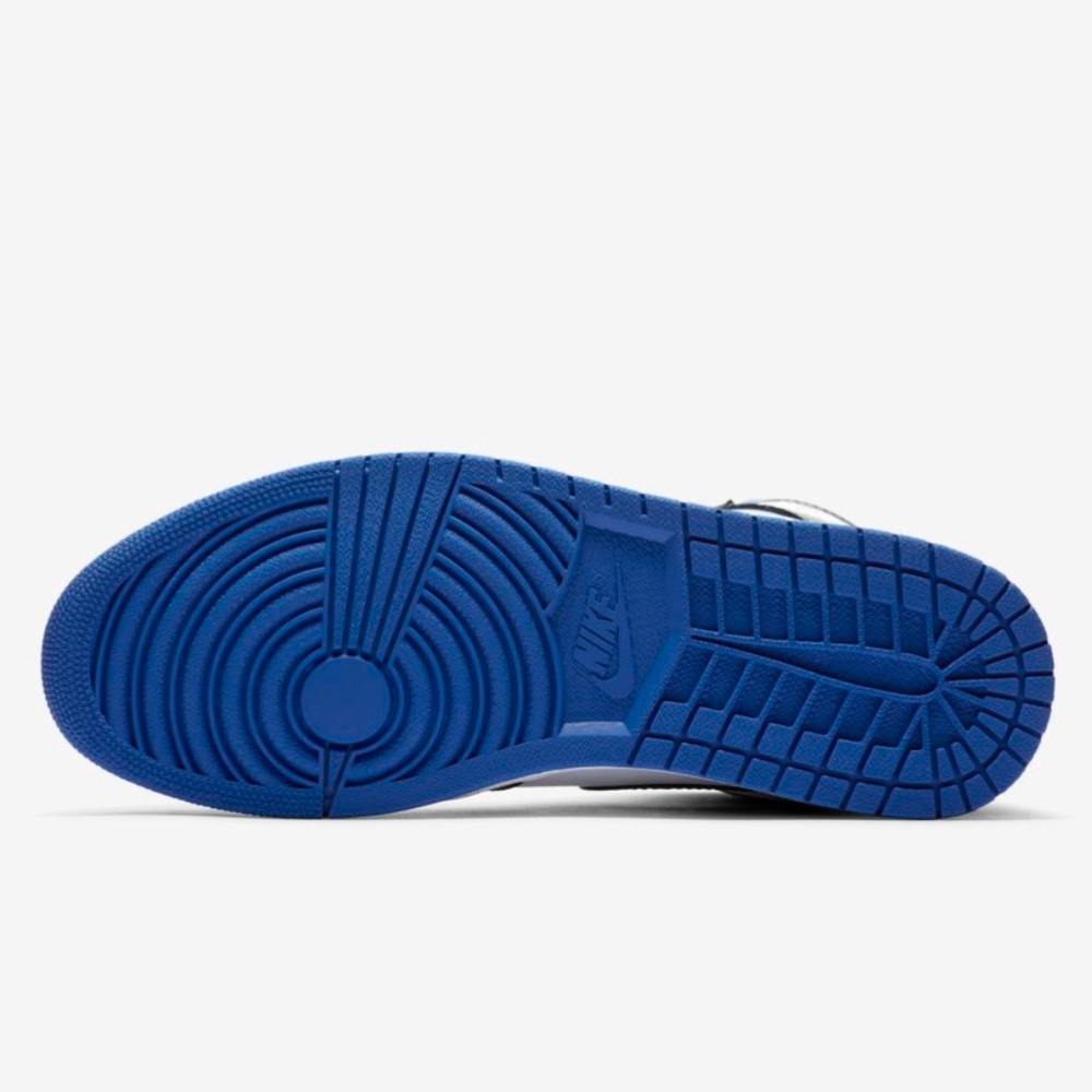 NEW NIKE AIR JORDAN 1 RETRO HIGH OG ROYAL TOE - Picture 5 of 8